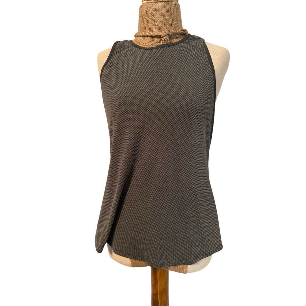 Lululemon Size 6 tie back tank textured green women’s sleeveless top
